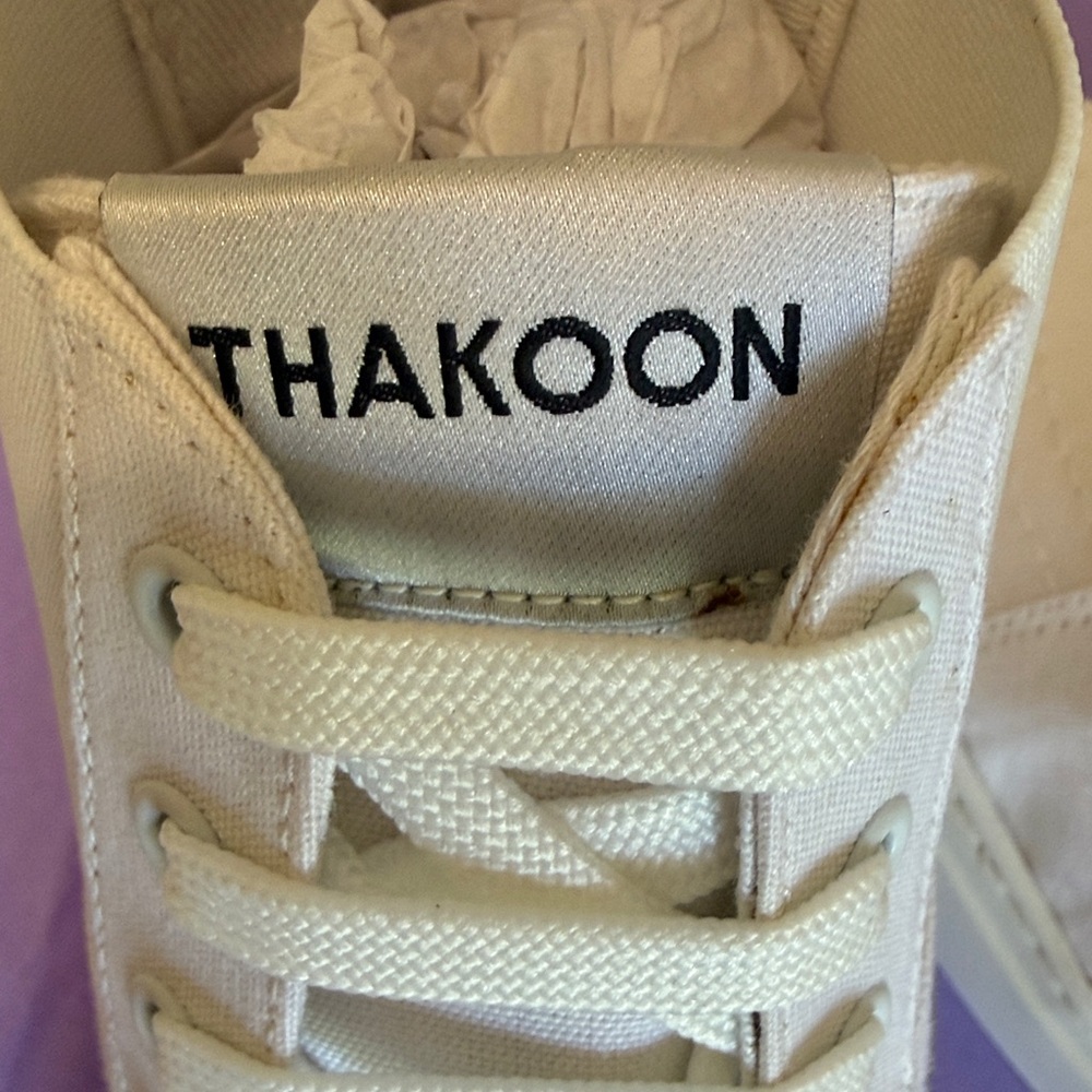 Thakoon Stylish White High-Top Sneakers - Picture 16 of 17